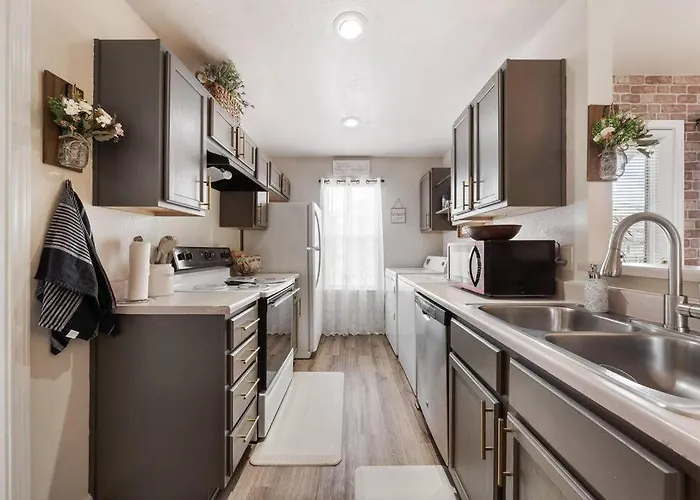 Apartment Zroyal 2br Near Cavazos - Ideal For Tdy, Travel Nurses, Contractors & Extended